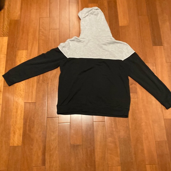 Sweater - Picture 2 of 3